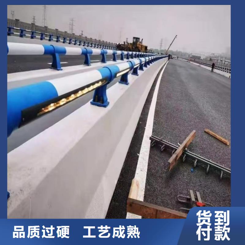 铝合金灯光桥梁护栏打造经典款式