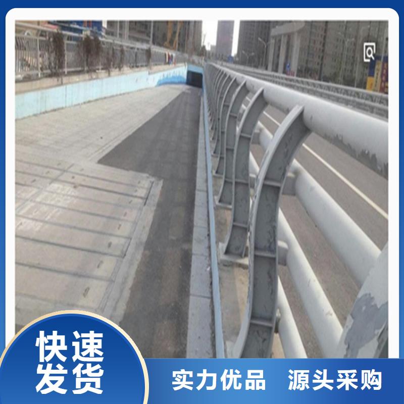 热镀锌桥梁护栏-【不锈钢木纹转印栏杆厂家】用心制造聚宜兴【高速开口栏网】