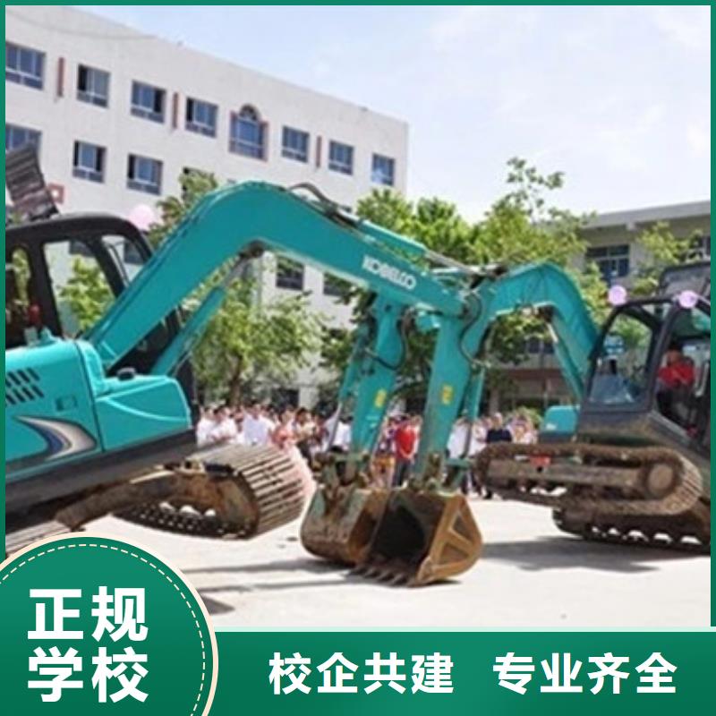 【 塔吊叉车培训 中西糕点烘焙培训学真本领】-虎振技工学校(赣州市分公司)