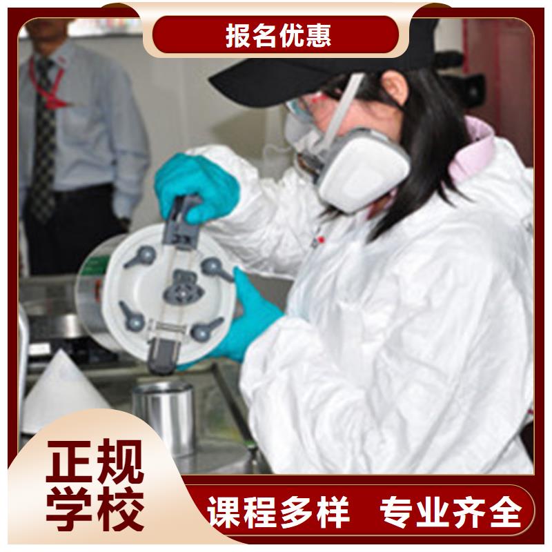 汽车美容装具培训【挖掘机钩机培训学校哪家好】老师专业