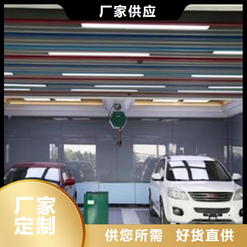汽车钣金喷漆培训学美容美发学费多少钱老师专业