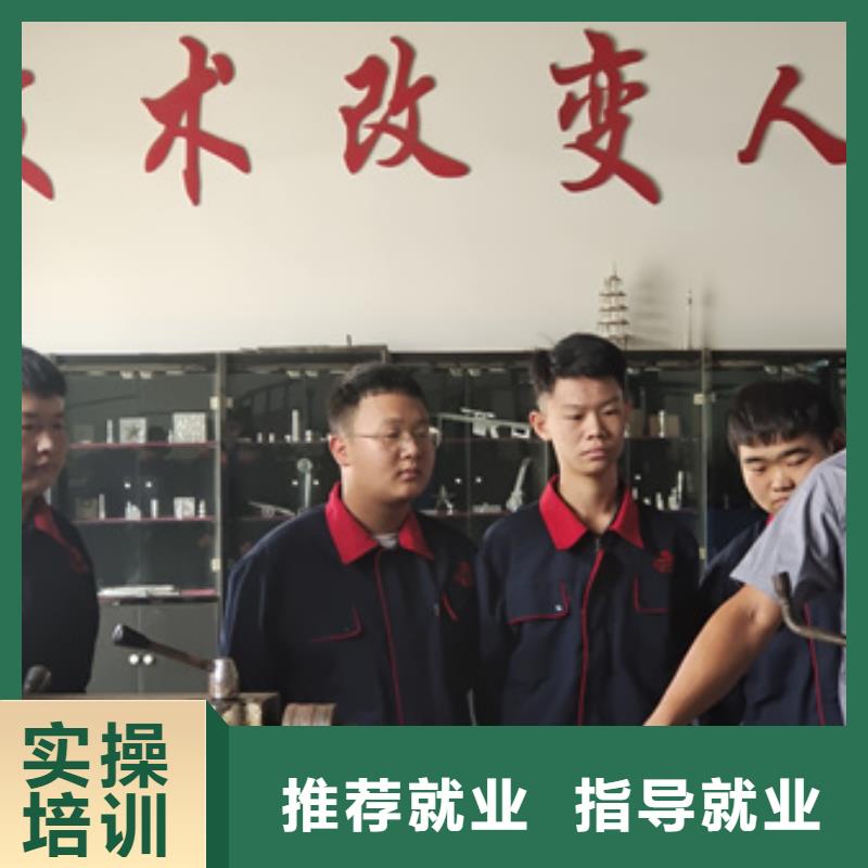 学加工中心编程学费多少学数控有年龄限制吗