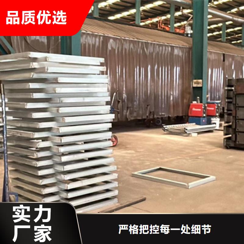 不锈钢复合管护栏_市政道路防护栏货源报价