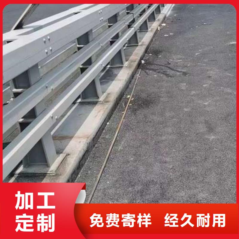 桥梁护栏质量层层把关