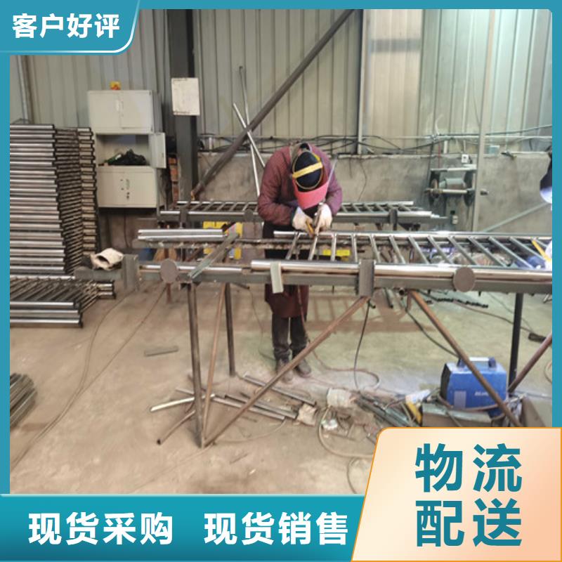 不锈钢复合管护栏防撞护栏多年行业经验