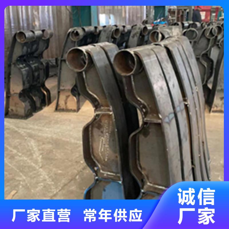 【护栏】国道抗冲击围栏定制销售售后为一体
