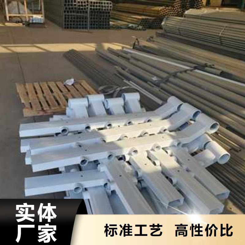 护栏灯光防撞护栏性能稳定