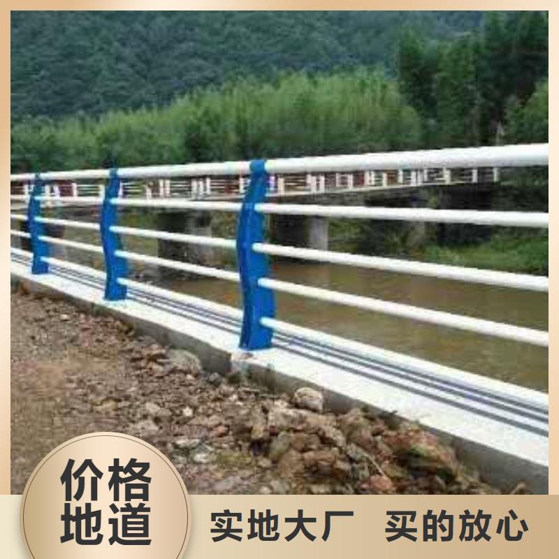 河道栏杆造型多样