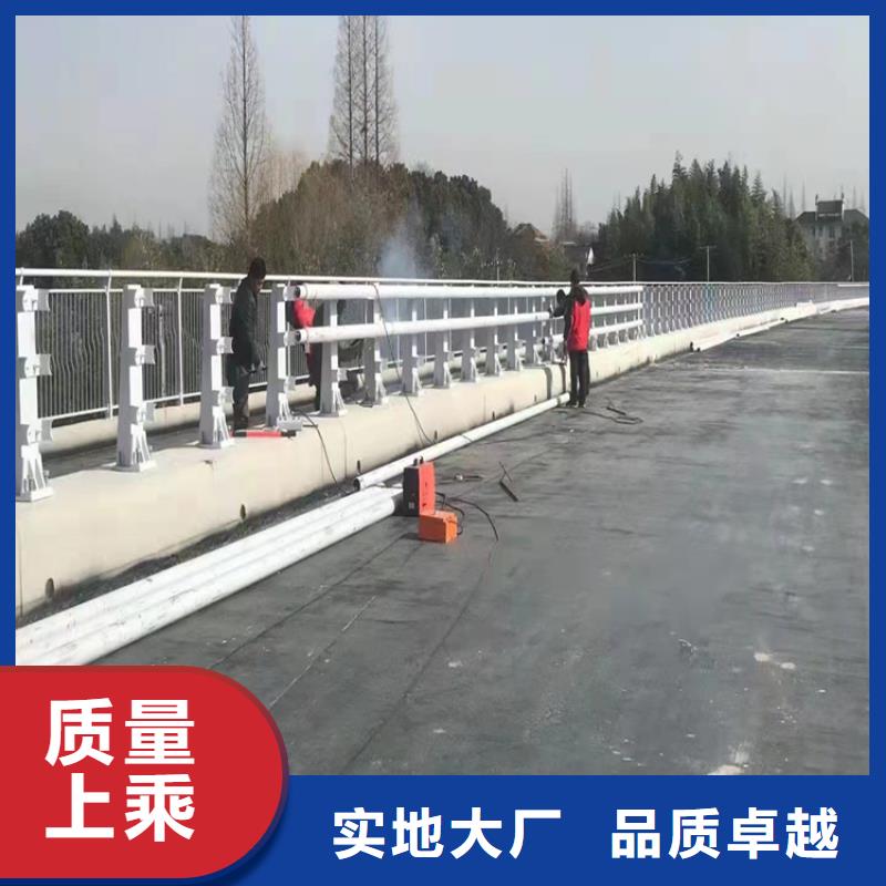 道路中央防撞护栏找鑫方达护栏有限公司