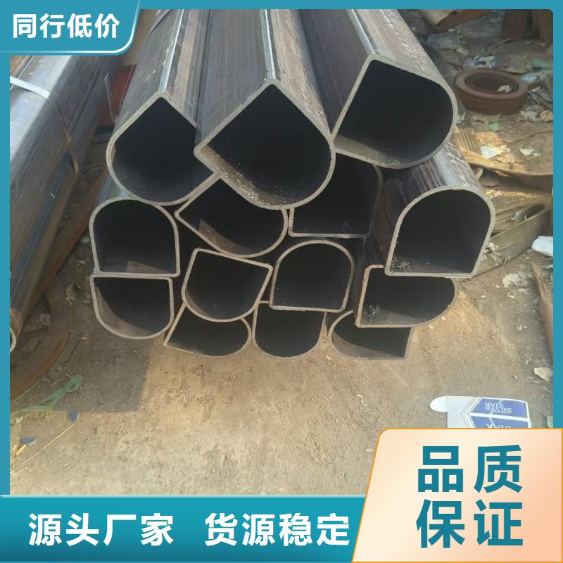 90*104镀锌三角管现货直发供应