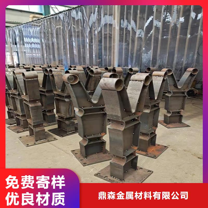 桥梁护栏道路隔离栏使用寿命长久