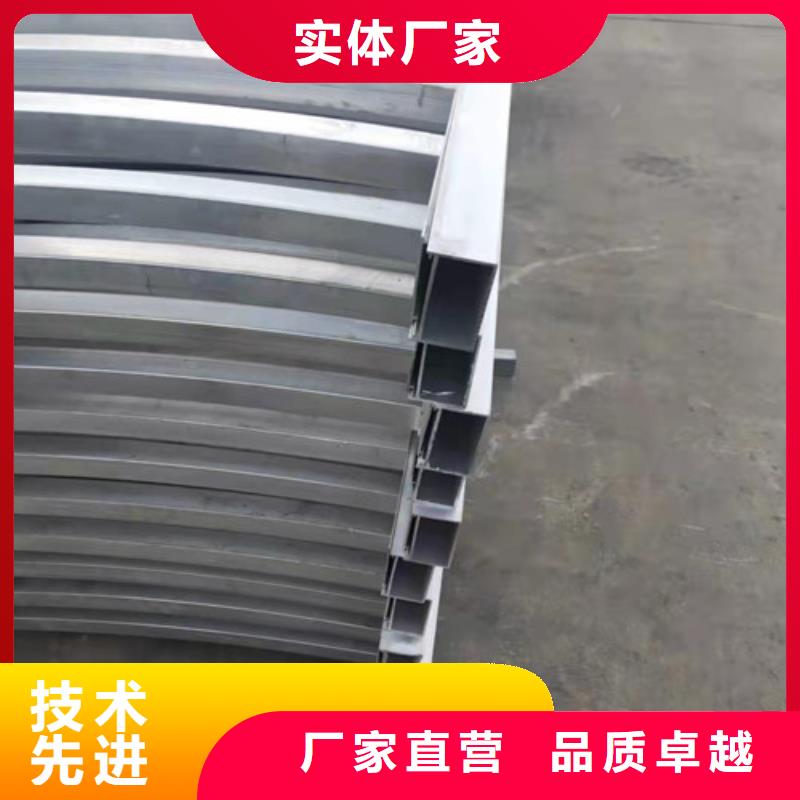 河道防撞护栏视频-香格里拉|德钦|红河|楚雄|昆明|保山|怒江|昭通|大理河道防撞护栏设备齐全支持定制-贵和钢业(迪庆市分公司)