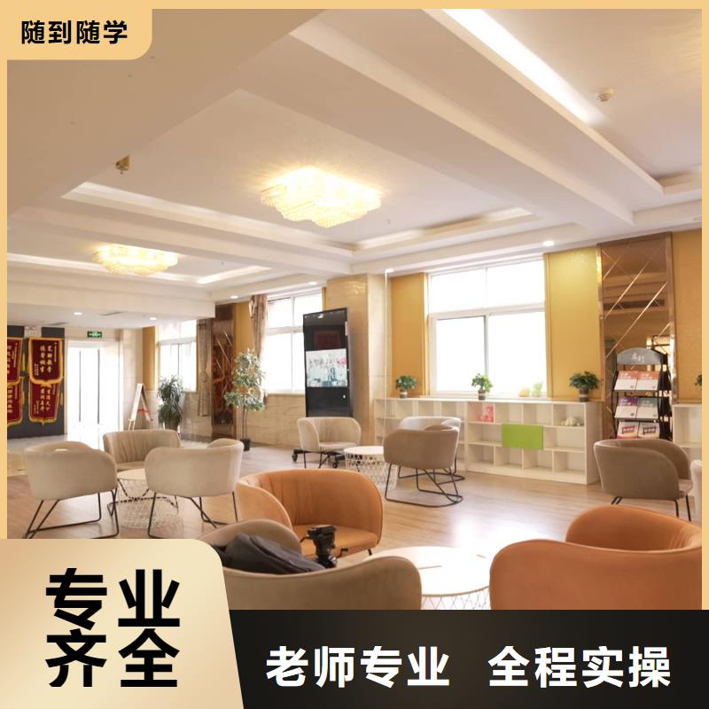 艺考文化课集训学校哪家好？立行学校师资团队优良