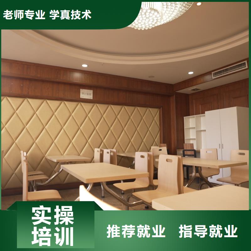 高中暑假班艺术学校实操教学