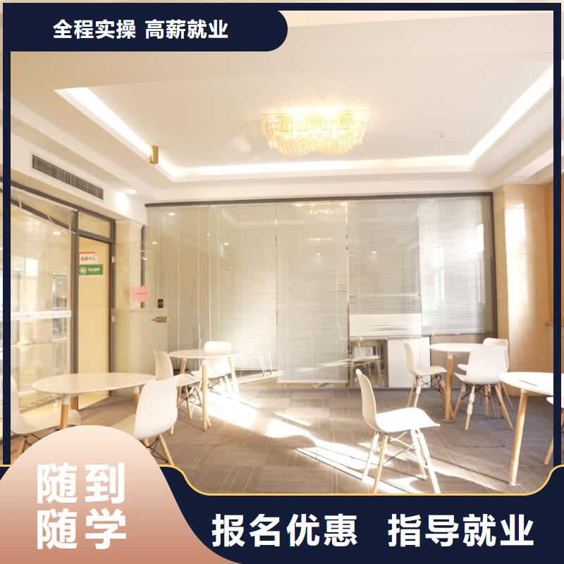高中暑假班艺考培训老师专业