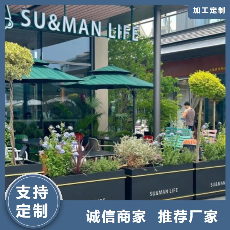 花箱成品岗亭货源足质量好