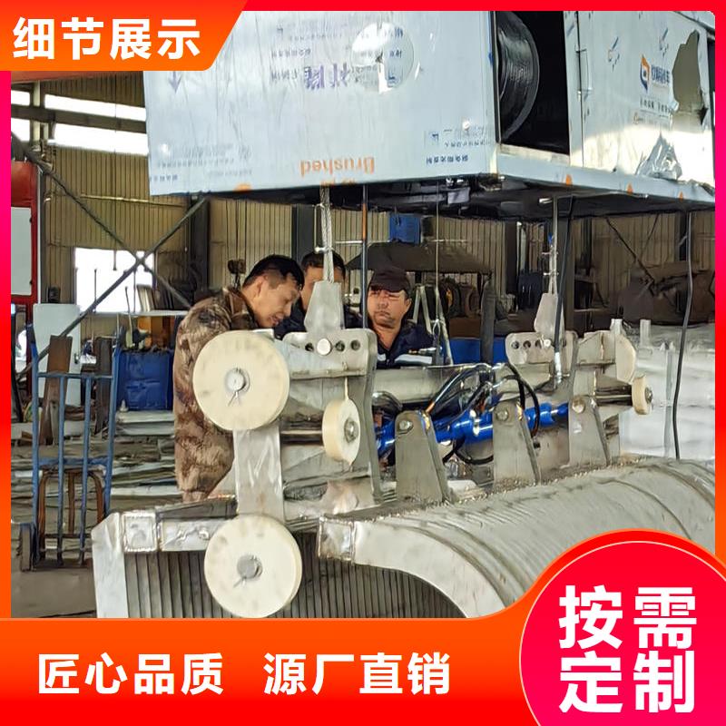 移动抓斗清污机使用寿命长久